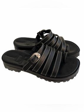 Donald J. Pliner Black Strappy "Grista" Flat Sandals 6.5 LIKE NEW